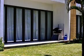 Cap Ouest by Dream Escapes