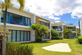 Cap Ouest by Dream Escapes