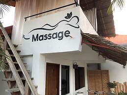 Parrot Resort Moalboal