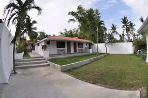 Parrot Resort Moalboal