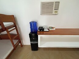 Parrot Resort Moalboal