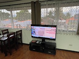 Parrot Resort Moalboal