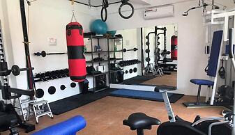 Parrot Resort Moalboal