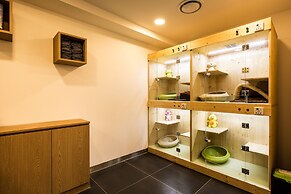 Sleep with Your Own Pet Only - The Petel