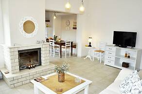 Villa Lakki The View