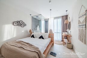 Cumeja - Beach Club & Hotel