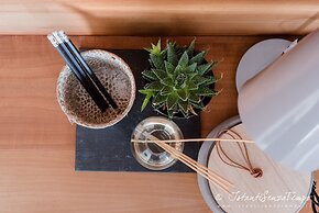 Cumeja - Beach Club & Hotel