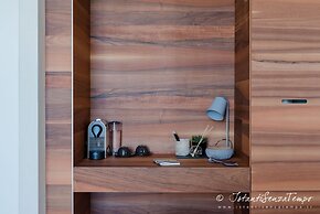 Cumeja - Beach Club & Hotel