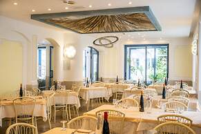 Royal Boutique Hotel