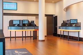 Hey Lou Hotel Frankfurt Airport