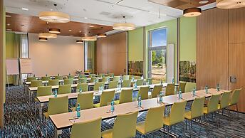 Hey Lou Hotel Frankfurt Airport