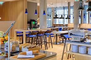 Holiday Inn Express Berlin - Alexanderplatz by IHG