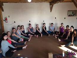 Artha Bed and Breakfast