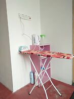 Diyana Budget Hotel - Hostel