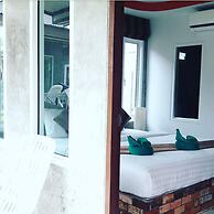 Popular Lanta Resort