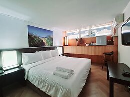 Somewhere to Escape - Hometel