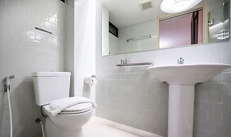 Somewhere to Escape - Hometel