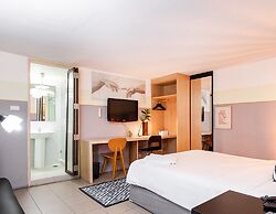 Somewhere to Escape - Hometel