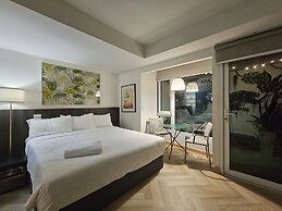 Somewhere to Escape - Hometel