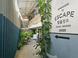 Somewhere to Escape - Hometel