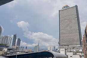 Sathorn Terrace Apartment