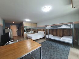 Sathorn Terrace Apartment