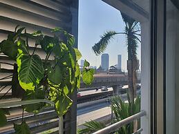 Sathorn Terrace Apartment