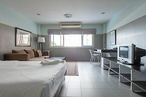 Sathorn Terrace Apartment