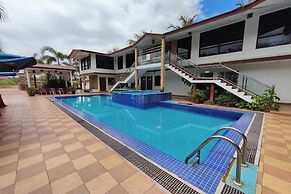 AlSafina Kijal Beach Resort & Restaurant