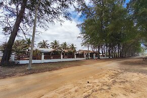 AlSafina Kijal Beach Resort & Restaurant