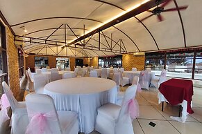 AlSafina Kijal Beach Resort & Restaurant