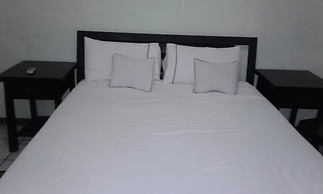 Kazungula Guest House