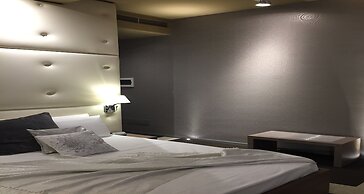 Private Luxury Suite