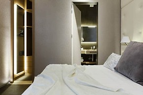 Private Luxury Suite