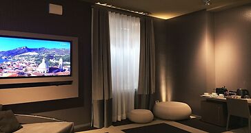 Private Luxury Suite