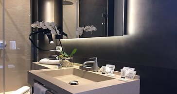 Private Luxury Suite