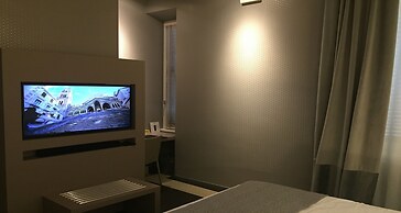 Private Luxury Suite