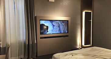 Private Luxury Suite