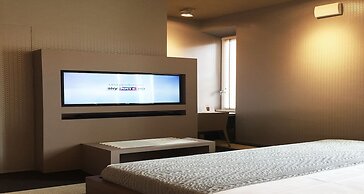 Private Luxury Suite