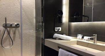 Private Luxury Suite