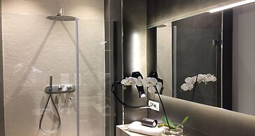 Private Luxury Suite