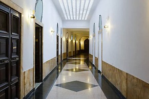 Private Luxury Suite