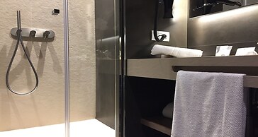 Private Luxury Suite