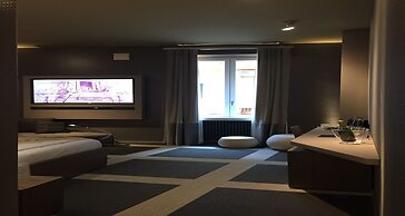 Private Luxury Suite