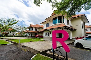 Kertih Damansara Inn