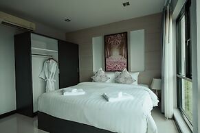 The Lucky Beach Ao Nang