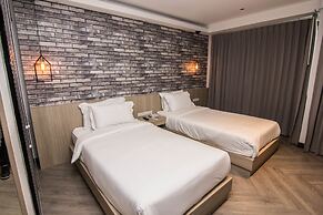 168 Studio Hotel Ubon Ratchathani