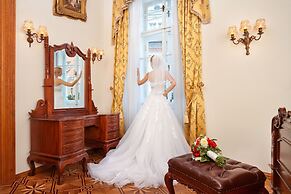 Hotel U Prince Prague by BHG