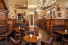 Hotel U Prince Prague by BHG