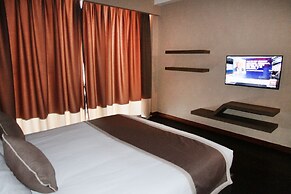 Speke Apartments Wampewo